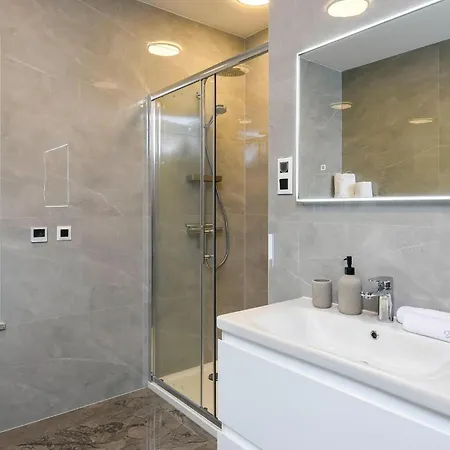 Cozy In With Sauna Prázdninový dům Orebić