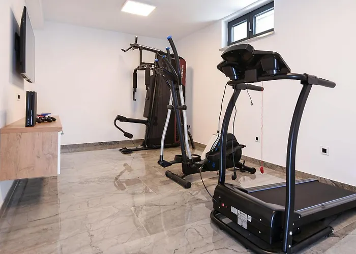 Cozy In With Sauna Orebić