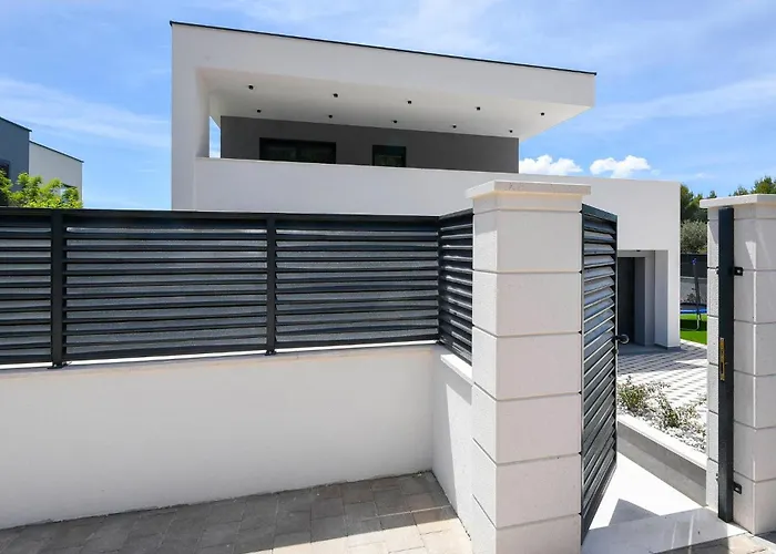 Cozy In With Sauna Orebić