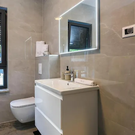 Cozy In With Sauna Holiday home Orebic